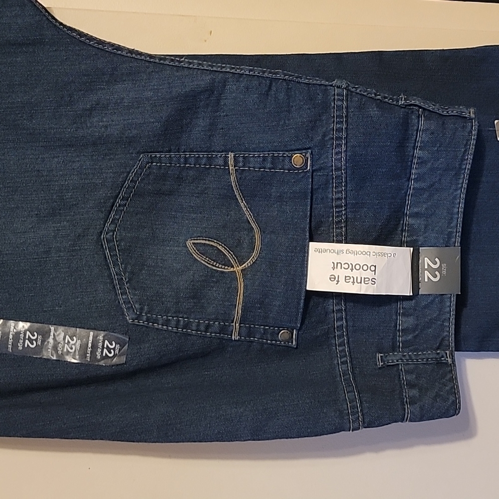 AVENUE Denim Bootcut Jeans